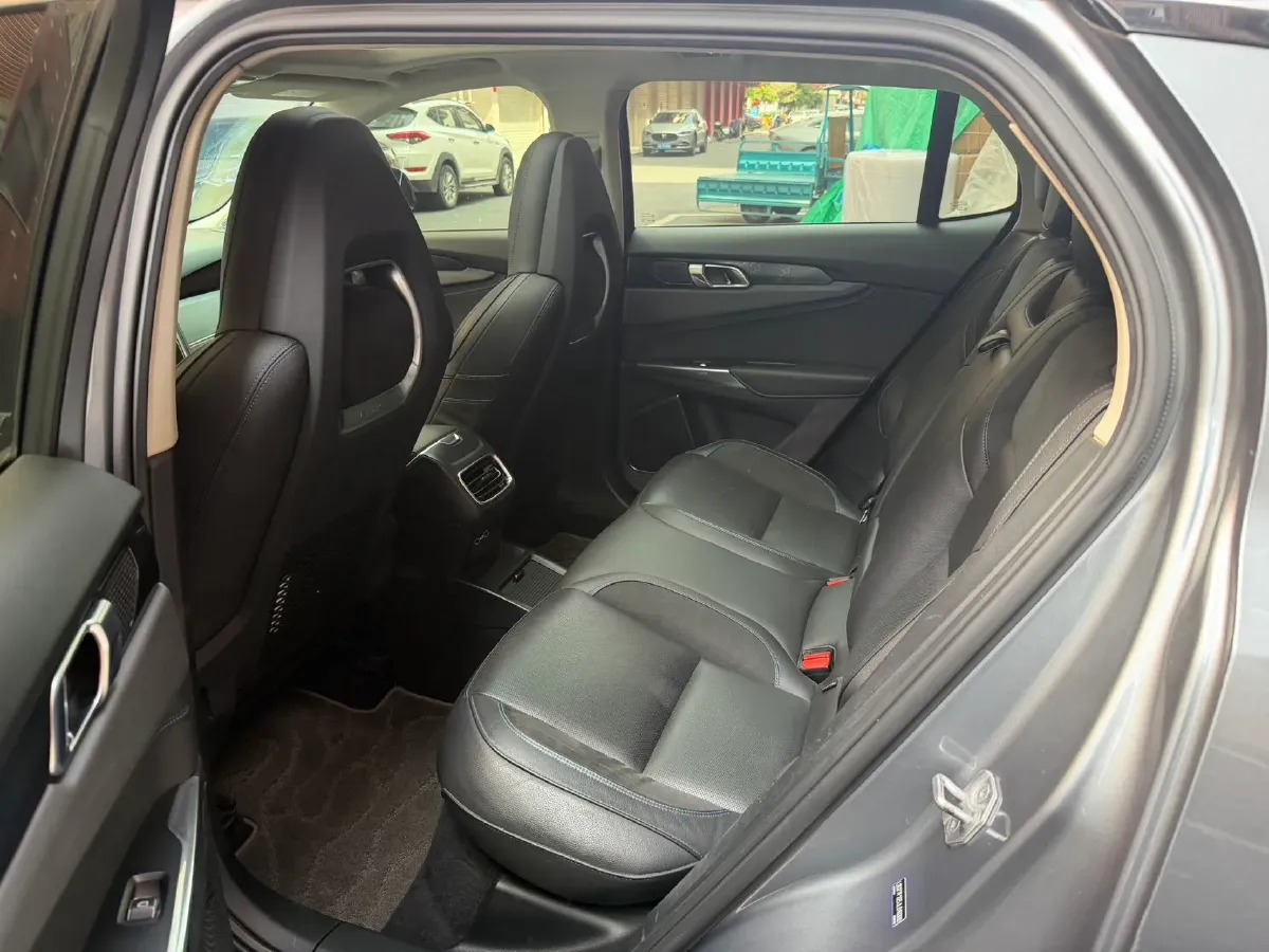 2018 Isuzu Mu-X 3.0T 177HP L4 6AT,autocango,china used car exporter,china ev exporter,chinese used car exporter,chinese used ev exporter