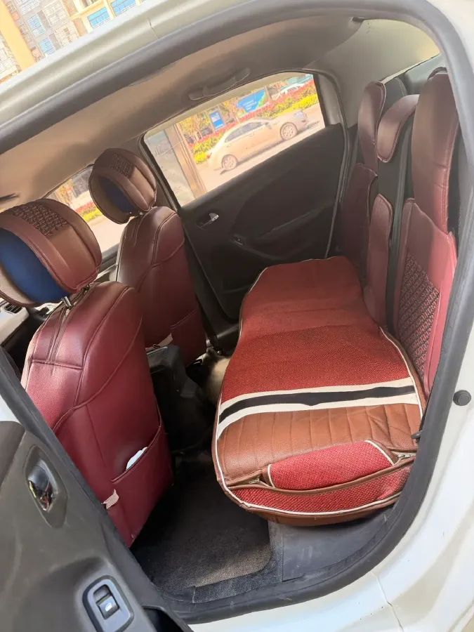 2018 Peugeot 301 1.6L 117HP L4 5MT,autocango,china used car exporter,china ev exporter,chinese used car exporter,chinese used ev exporter