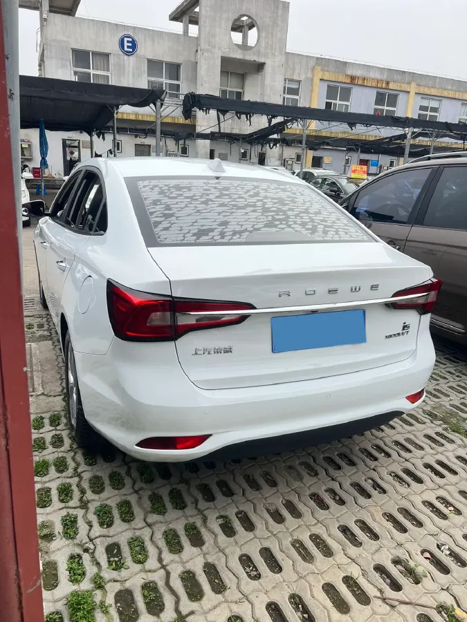 2020 Roewe i5 1.5L 120HP L4 CVT,autocango,china used car exporter,china ev exporter,chinese used car exporter,chinese used ev exporter