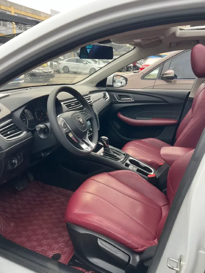 2020 Roewe i5 1.5L 120HP L4 CVT,autocango,china used car exporter,china ev exporter,chinese used car exporter,chinese used ev exporter