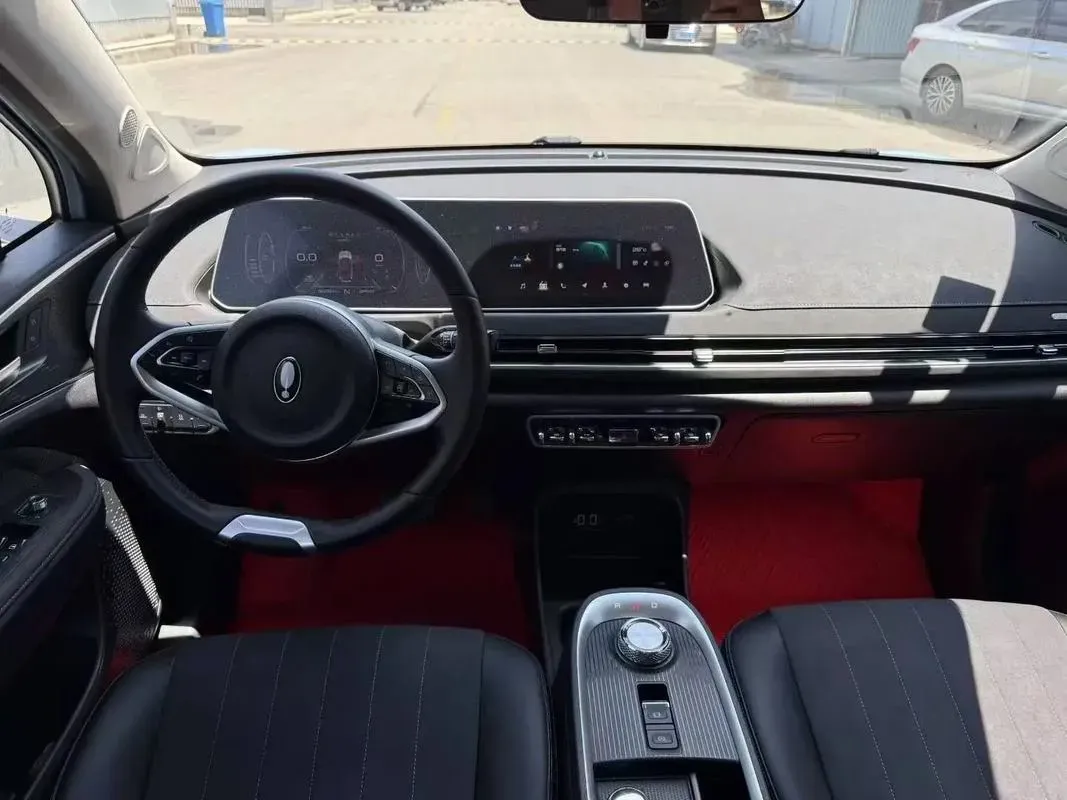 2022 ChangAn Oshan X7 Plus 1.5T 188HP L4 7DCT,autocango,china used car exporter,china ev exporter,chinese used car exporter,chinese used ev exporter