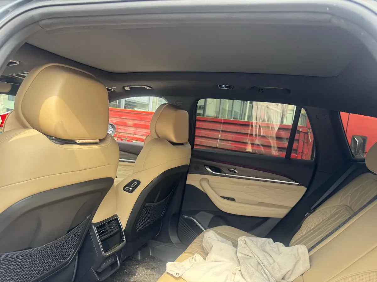 2025 Geely Monjaro 2.0T 238HP L4 8AT,autocango,china used car exporter,china ev exporter,chinese used car exporter,chinese used ev exporter