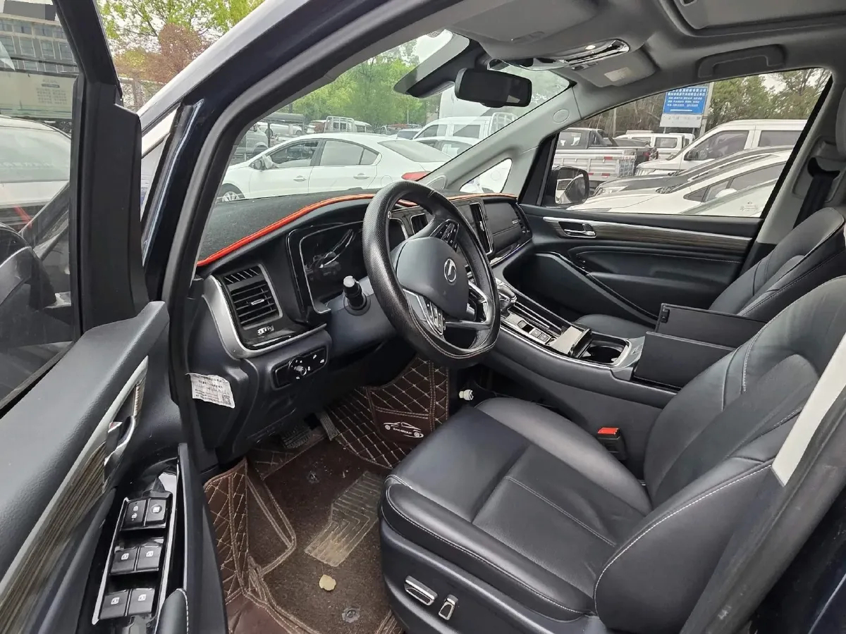 2023 GAC Trumpchi M8 2.0T 252HP L4 8AT,autocango,china used car exporter,china ev exporter,chinese used car exporter,chinese used ev exporter