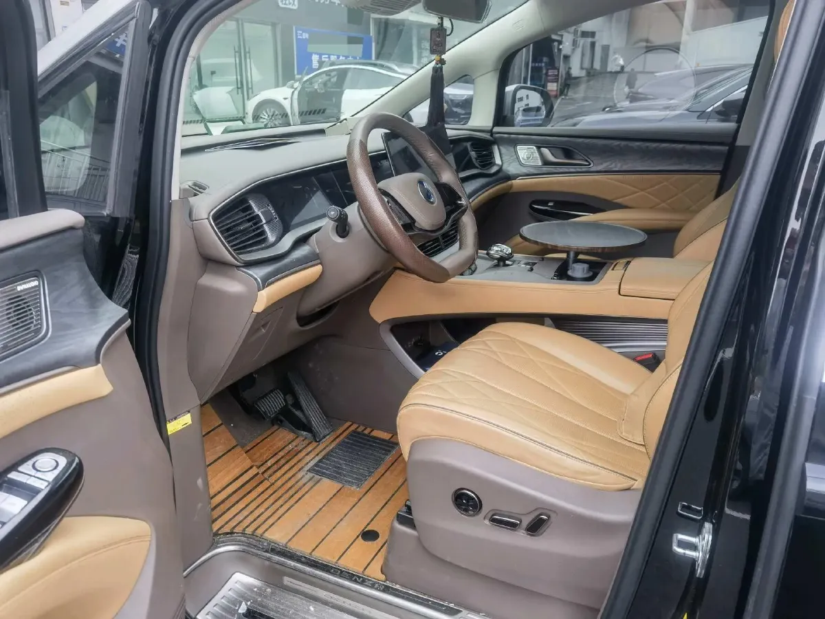 2022 HongQi HS7 3.0T 337HP V6 8AT,autocango,china used car exporter,china ev exporter,chinese used car exporter,chinese used ev exporter