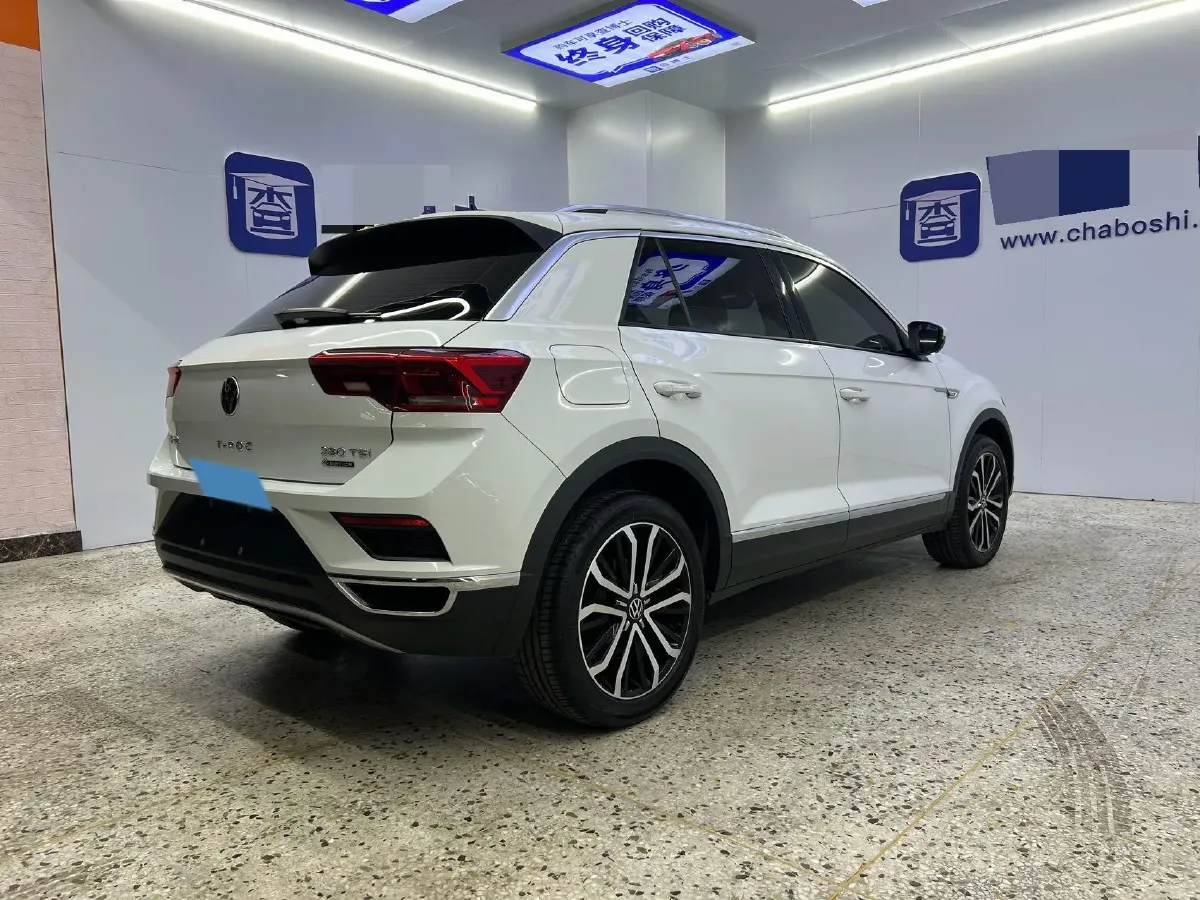 2021 Volkswagen T-Roc 1.4T 150HP L4 7DCT,autocango,china used car exporter,china ev exporter,chinese used car exporter,chinese used ev exporter