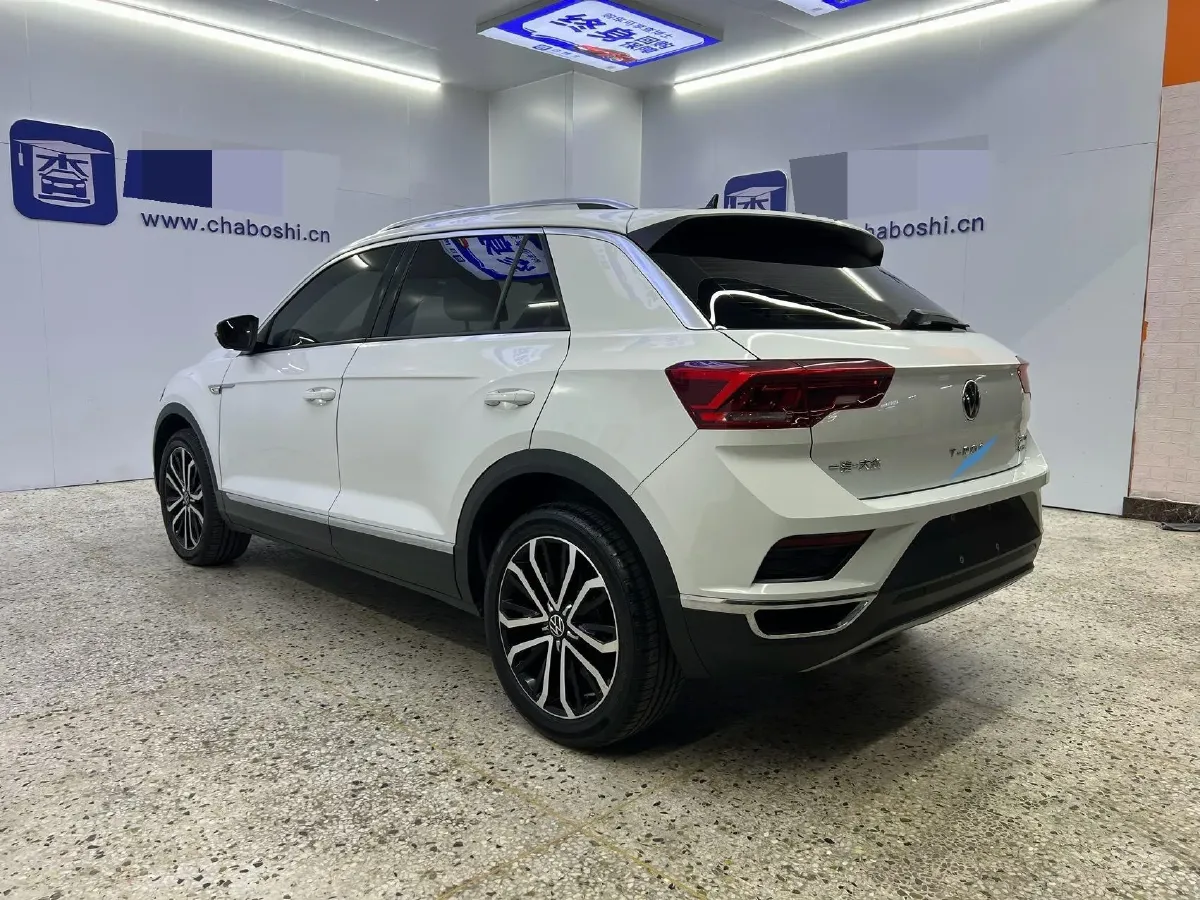 2021 Volkswagen T-Roc 1.4T 150HP L4 7DCT,autocango,china used car exporter,china ev exporter,chinese used car exporter,chinese used ev exporter