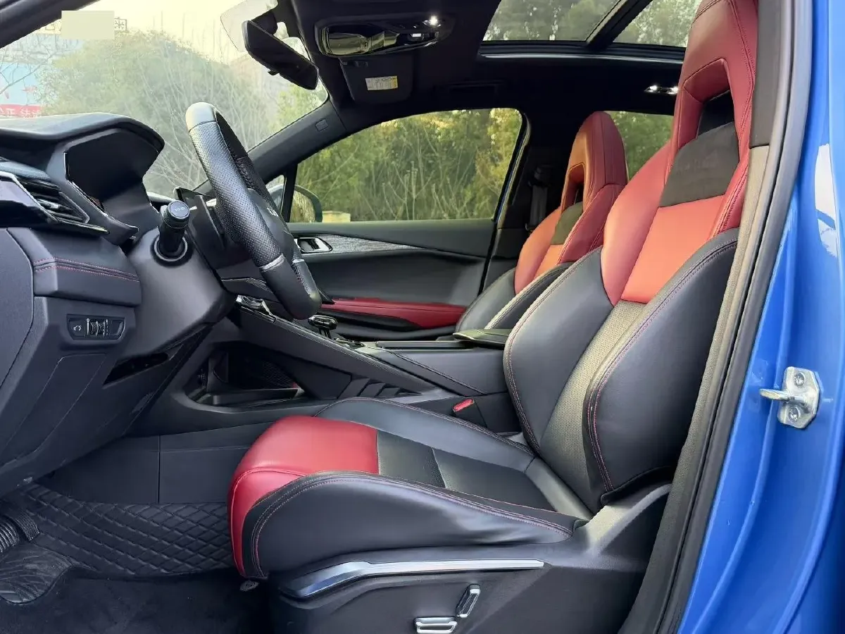 2022 LYNK&CO 02 1.5T 180HP L3 7DCT,autocango,china used car exporter,china ev exporter,chinese used car exporter,chinese used ev exporter