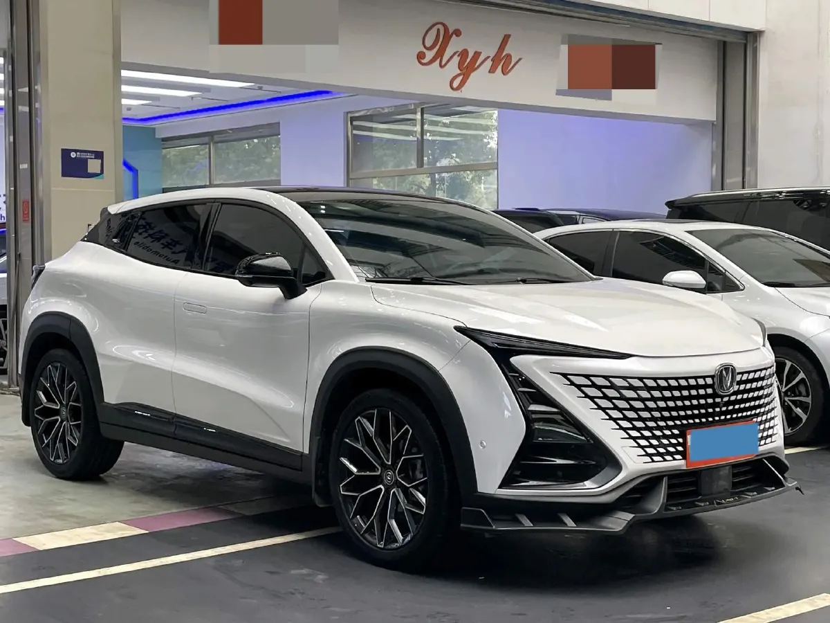 2022 ChangAn UNI-T 1.5T 188HP L4 7DCT,autocango,china used car exporter,china ev exporter,chinese used car exporter,chinese used ev exporter