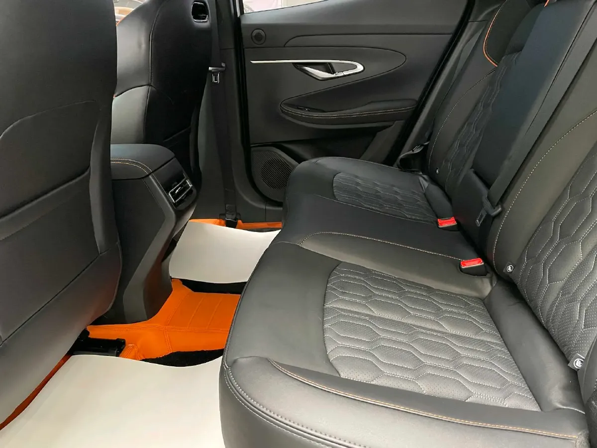 2022 ChangAn UNI-T 1.5T 188HP L4 7DCT,autocango,china used car exporter,china ev exporter,chinese used car exporter,chinese used ev exporter