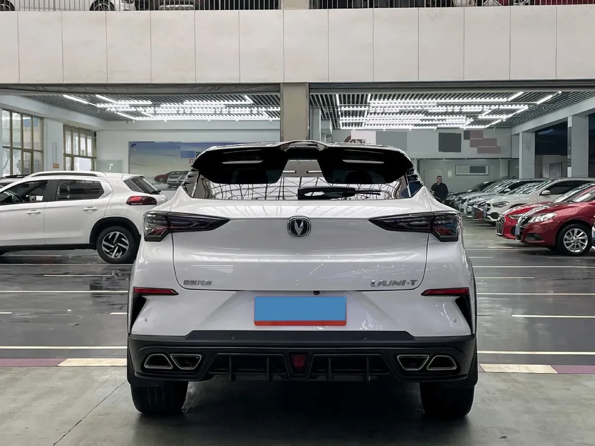 2022 ChangAn UNI-T 1.5T 188HP L4 7DCT,autocango,china used car exporter,china ev exporter,chinese used car exporter,chinese used ev exporter