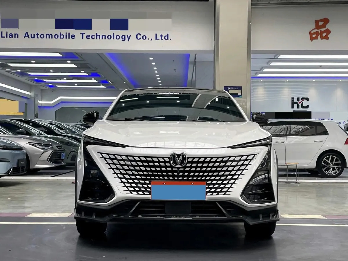 2022 ChangAn UNI-T 1.5T 188HP L4 7DCT,autocango,china used car exporter,china ev exporter,chinese used car exporter,chinese used ev exporter