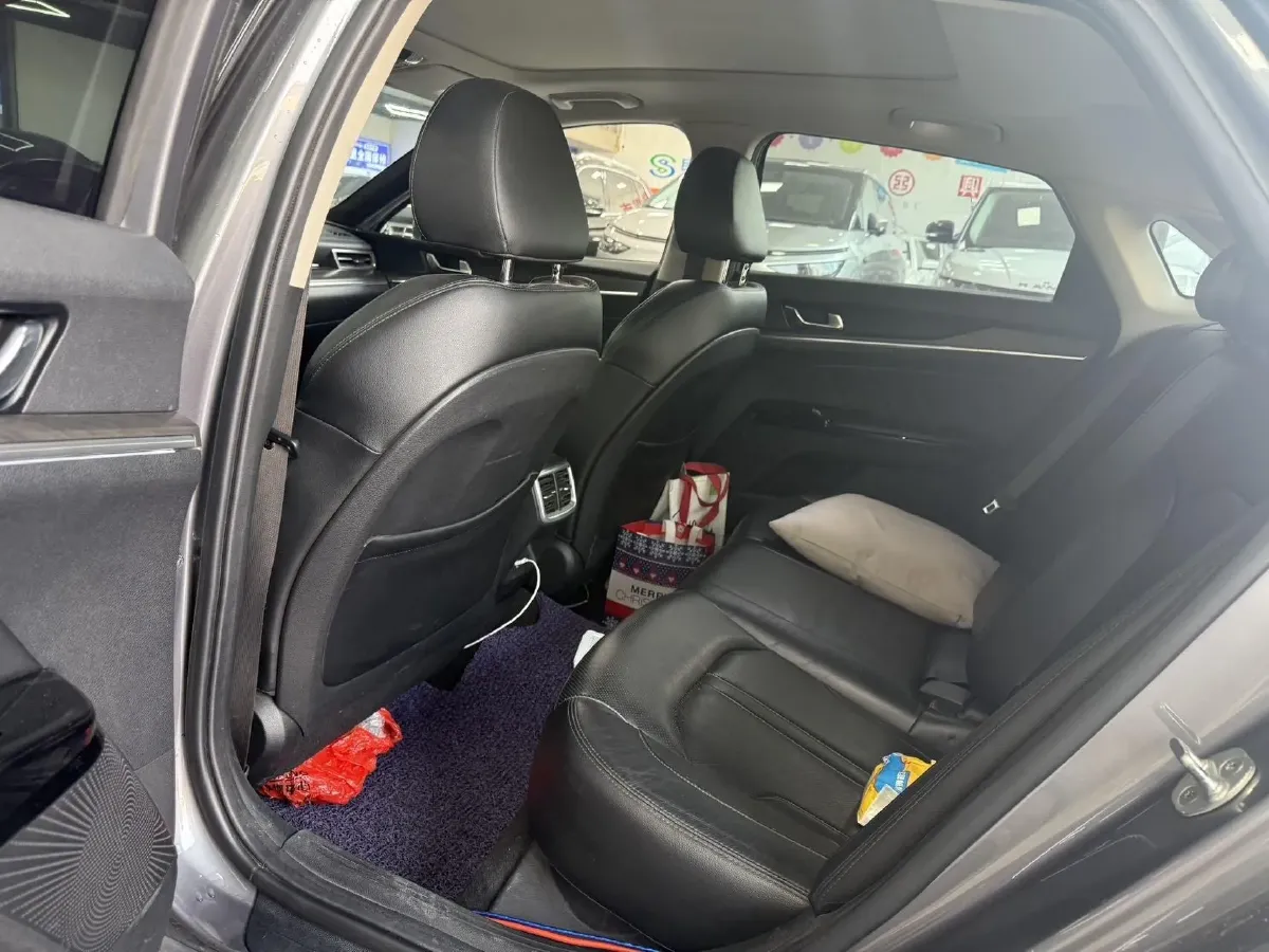 2020 Kia K5 2.0T 240HP L4 8AT,autocango,china used car exporter,china ev exporter,chinese used car exporter,chinese used ev exporter