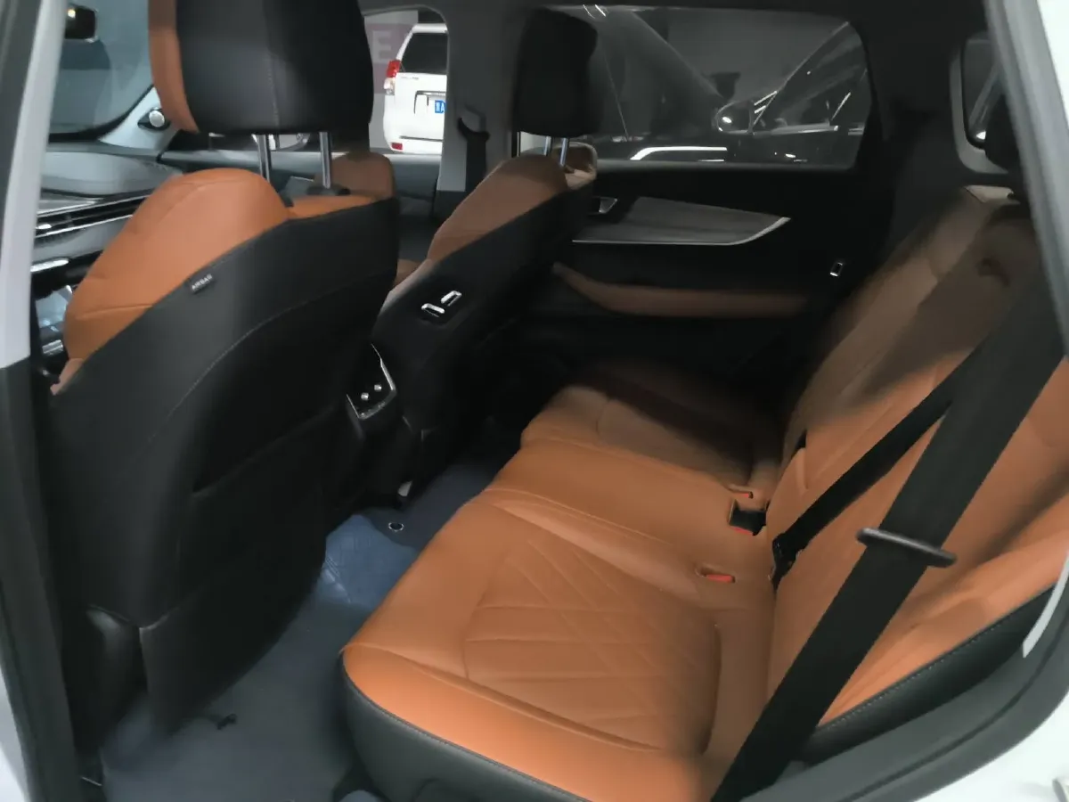 2022 Chery Tiggo 7 1.5T 156HP L4 CVT,autocango,china used car exporter,china ev exporter,chinese used car exporter,chinese used ev exporter