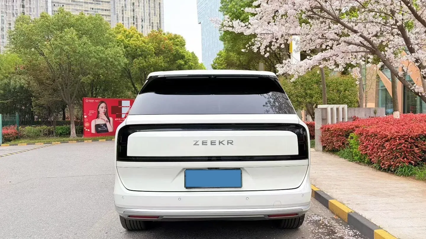 2025 Zeekr 9X 2.0T 279HP L4 1DHT PHEV,autocango,china used car exporter,china ev exporter,chinese used car exporter,chinese used ev exporter