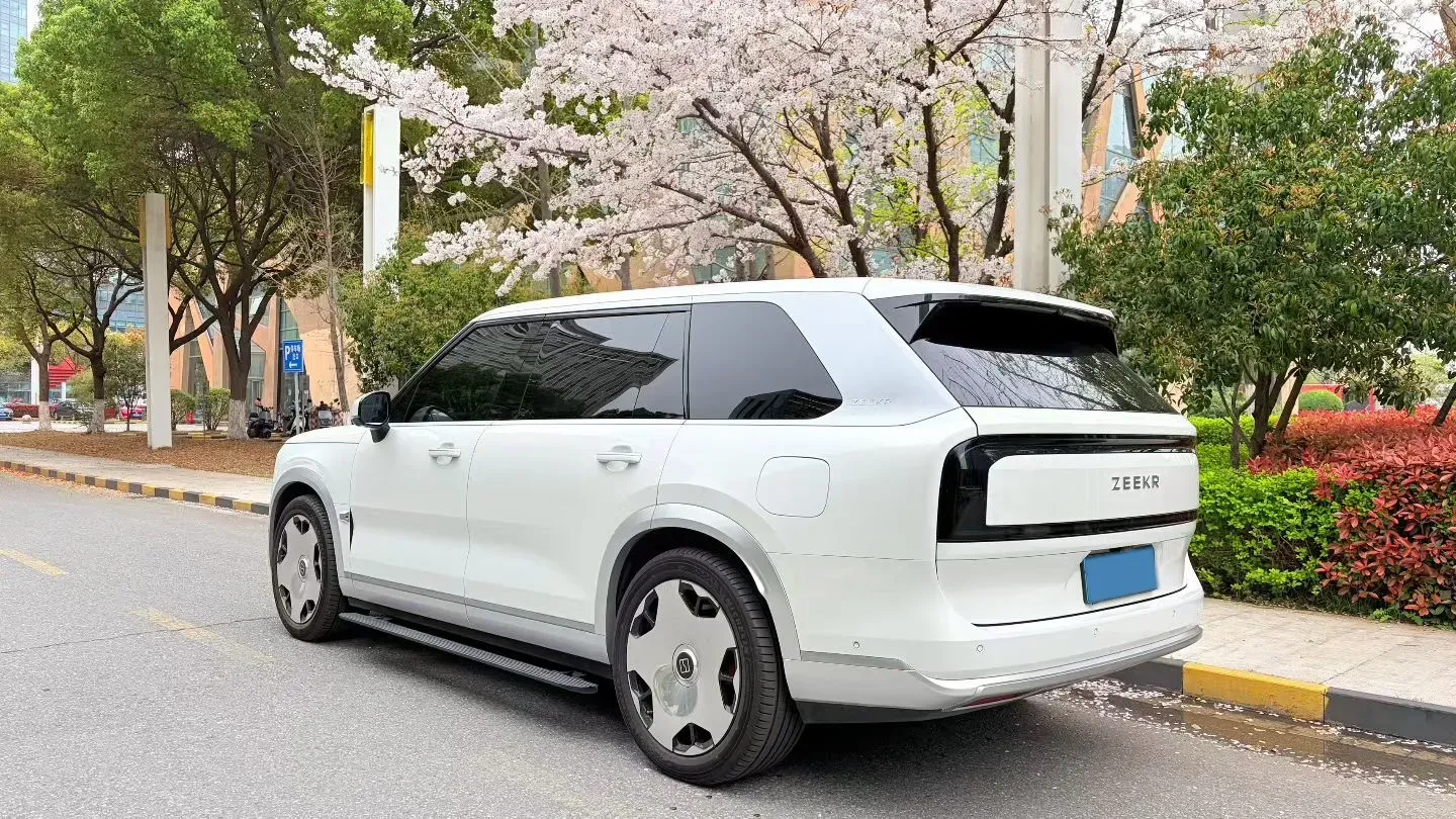 2025 Zeekr 9X 2.0T 279HP L4 1DHT PHEV,autocango,china used car exporter,china ev exporter,chinese used car exporter,chinese used ev exporter