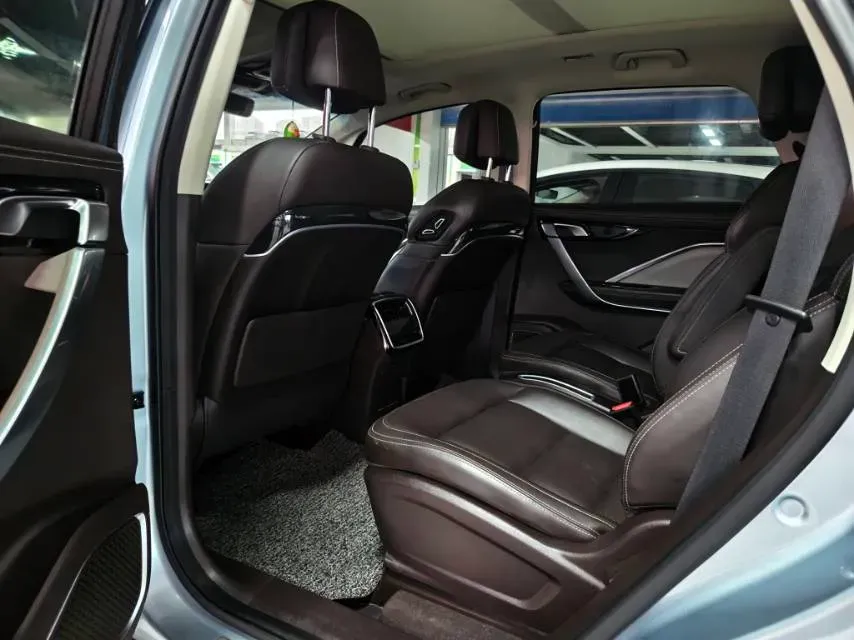 2019 Geely JiaJi 1.5T 177HP L3 7DCT,autocango,china used car exporter,china ev exporter,chinese used car exporter,chinese used ev exporter