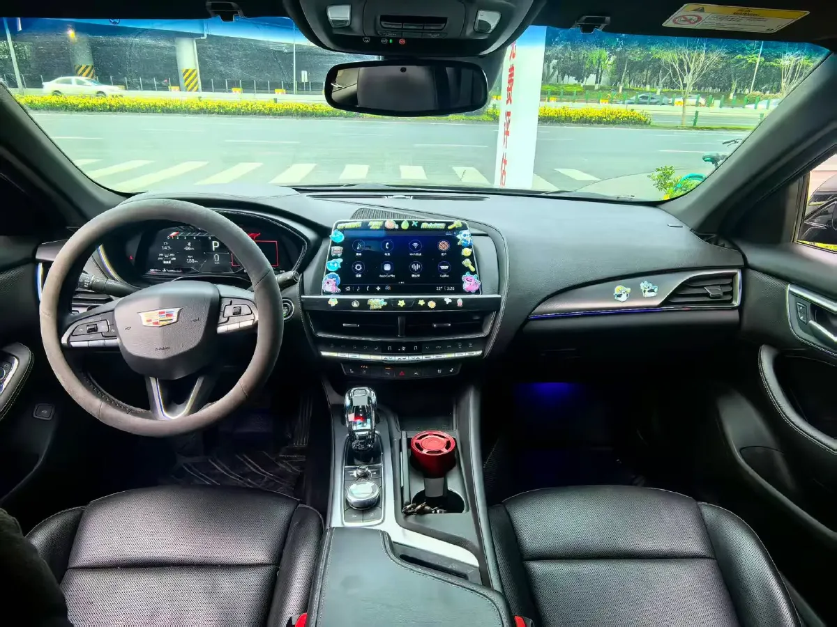 2023 Cadillac CT5 2.0T 237HP L4 10AT,autocango,china used car exporter,china ev exporter,chinese used car exporter,chinese used ev exporter
