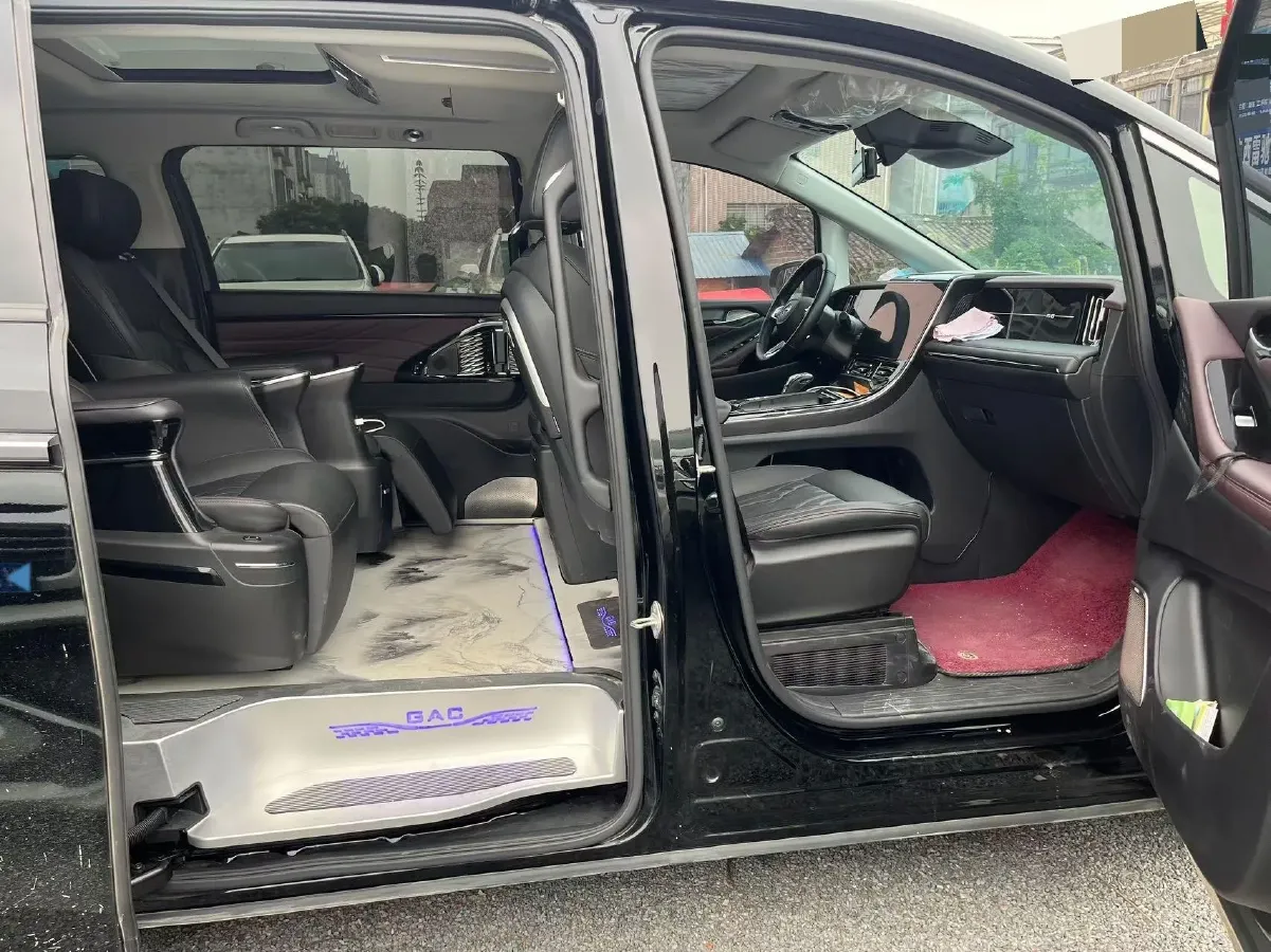 2024 GAC Trumpchi M8 2.0T 252HP L4 8AT,autocango,china used car exporter,china ev exporter,chinese used car exporter,chinese used ev exporter