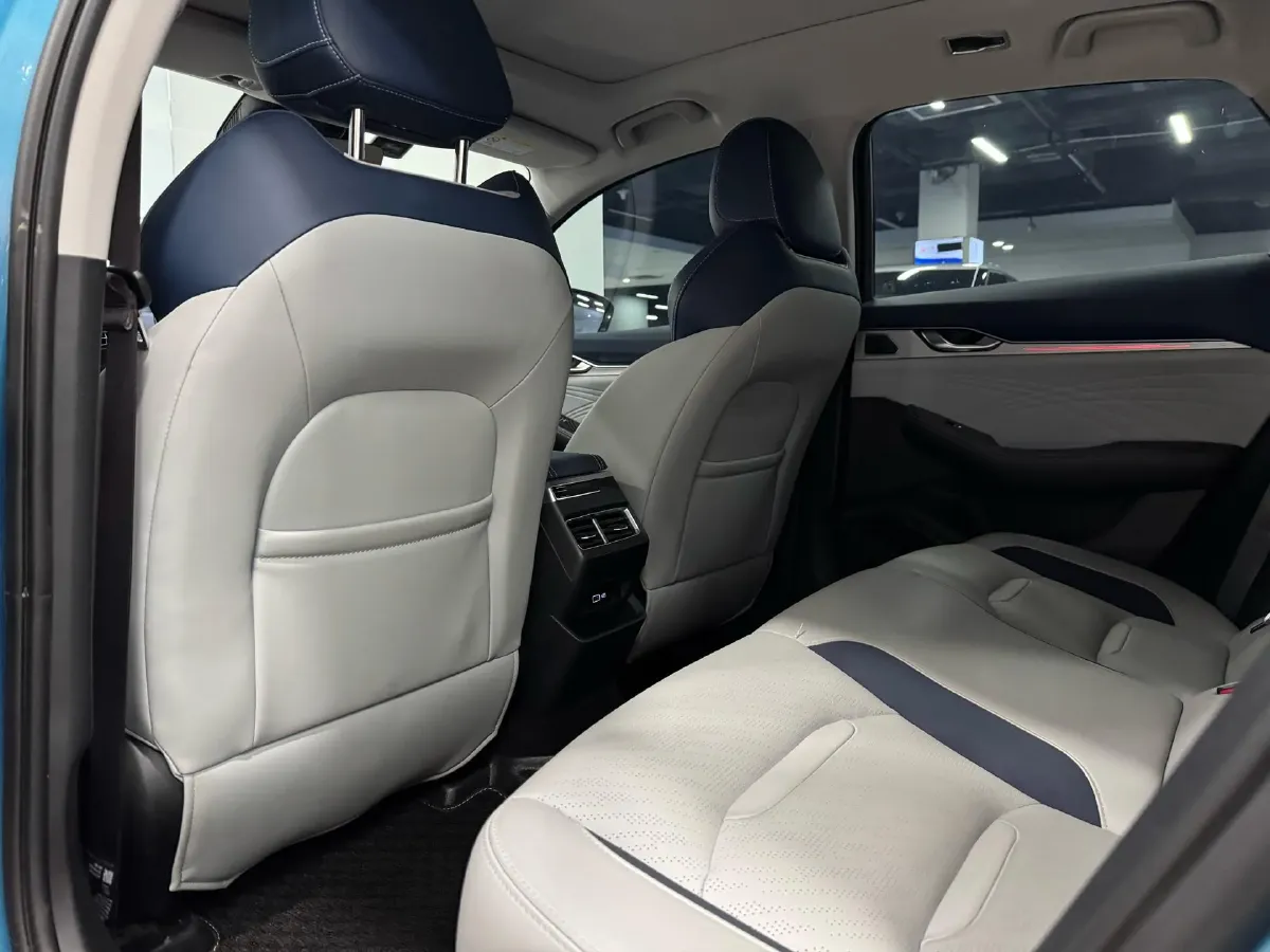 2021 Geely Preface 2.0T 190HP L4 7DCT,autocango,china used car exporter,china ev exporter,chinese used car exporter,chinese used ev exporter