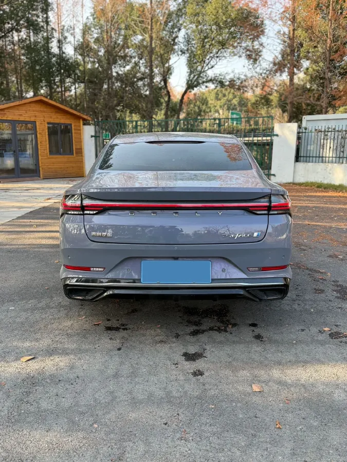 2024 Geely Preface 1.5T 163HP L4 3DHT Hybrid,autocango,china used car exporter,china ev exporter,chinese used car exporter,chinese used ev exporter