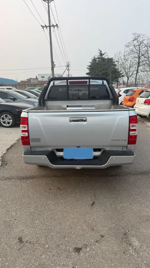 2024 Isuzu Jim 2.8T 120HP L4 5MT,autocango,china used car exporter,china ev exporter,chinese used car exporter,chinese used ev exporter