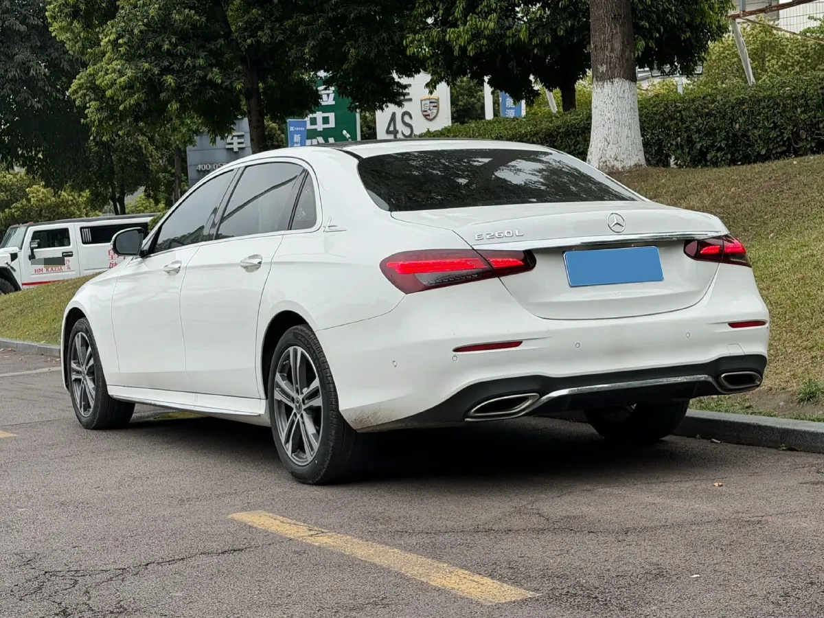 2023 Mercedes-Benz E Class 2.0T 197HP L4 9AT,autocango,china used car exporter,china ev exporter,chinese used car exporter,chinese used ev exporter