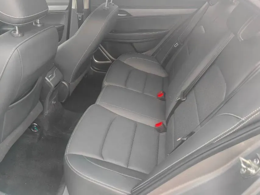 2021 Geely Coolray 1.4T 141HP L4 6MT,autocango,china used car exporter,china ev exporter,chinese used car exporter,chinese used ev exporter