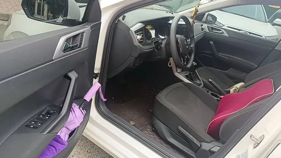 2023 Volkswagen Polo 1.5L 113HP L4 6AT,autocango,china used car exporter,china ev exporter,chinese used car exporter,chinese used ev exporter