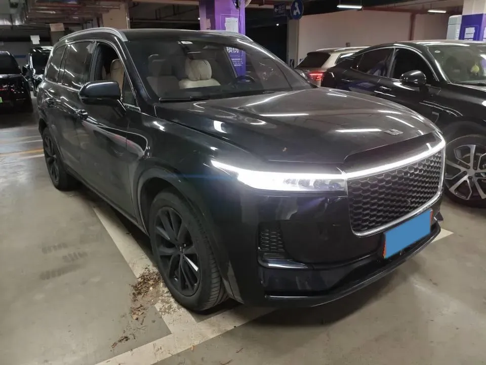 2021 Li ONE Range Extended 131HP REEV 40.5KWH,autocango,china used car exporter,china ev exporter,chinese used car exporter,chinese used ev exporter