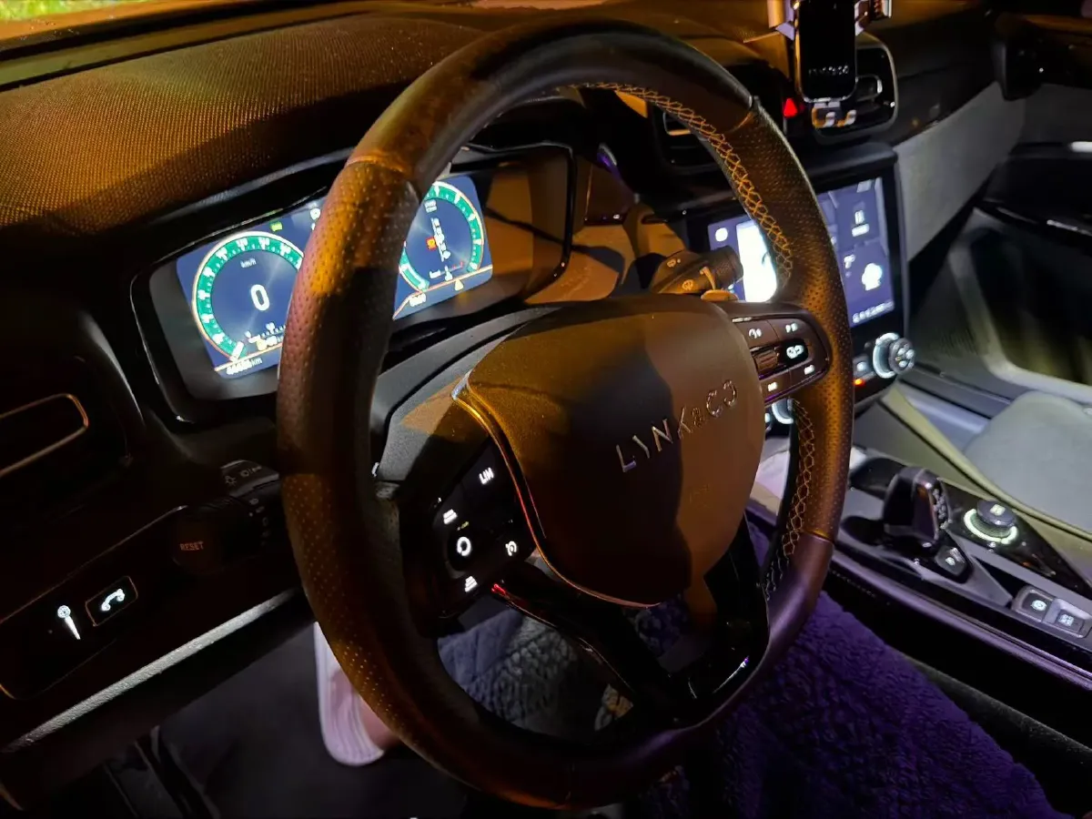 2021 LYNK&CO 03 1.5T 180HP L3 7DCT,autocango,china used car exporter,china ev exporter,chinese used car exporter,chinese used ev exporter