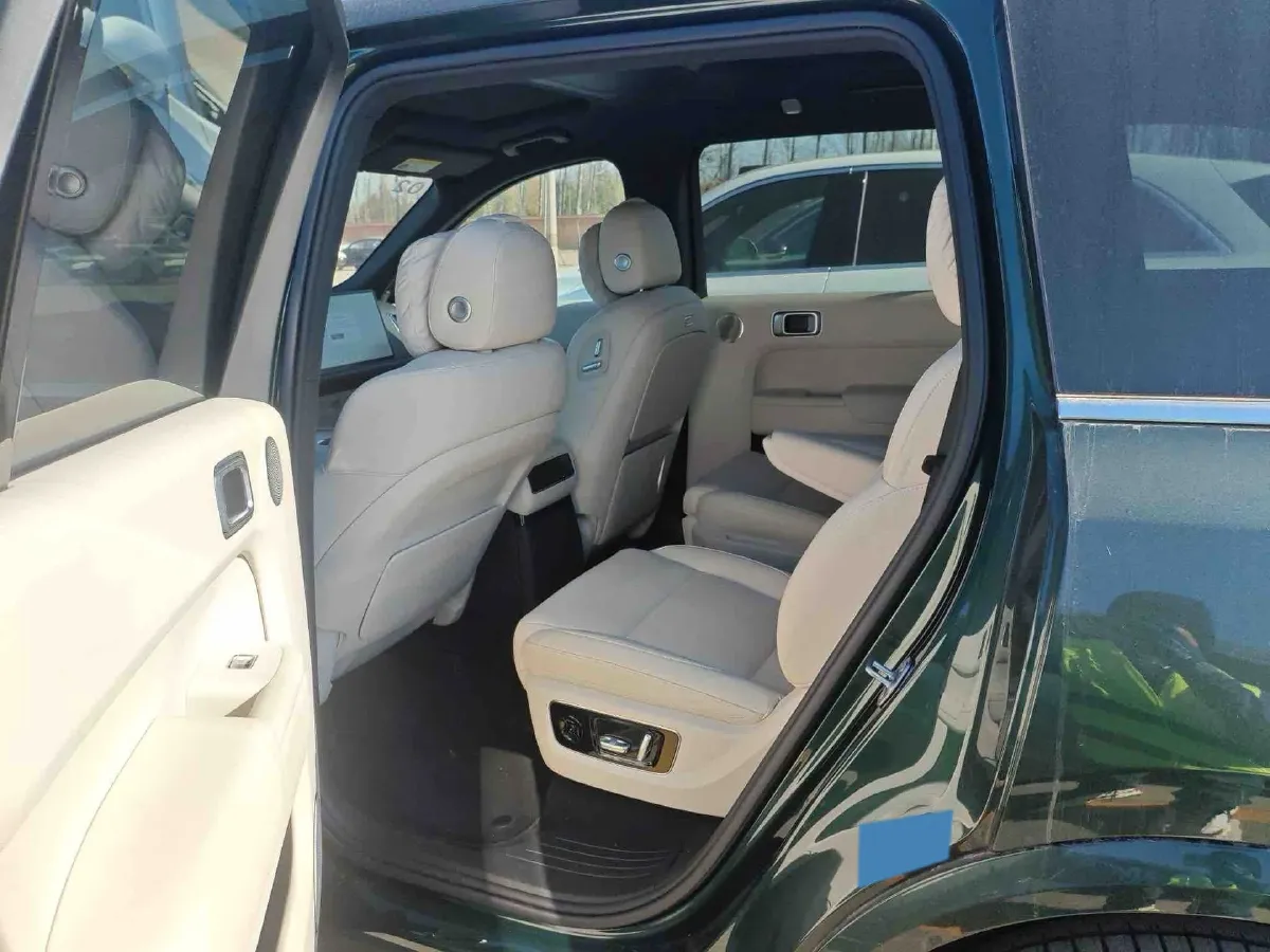 2025 Li L9 Range Extended 154HP REEV,autocango,china used car exporter,china ev exporter,chinese used car exporter,chinese used ev exporter