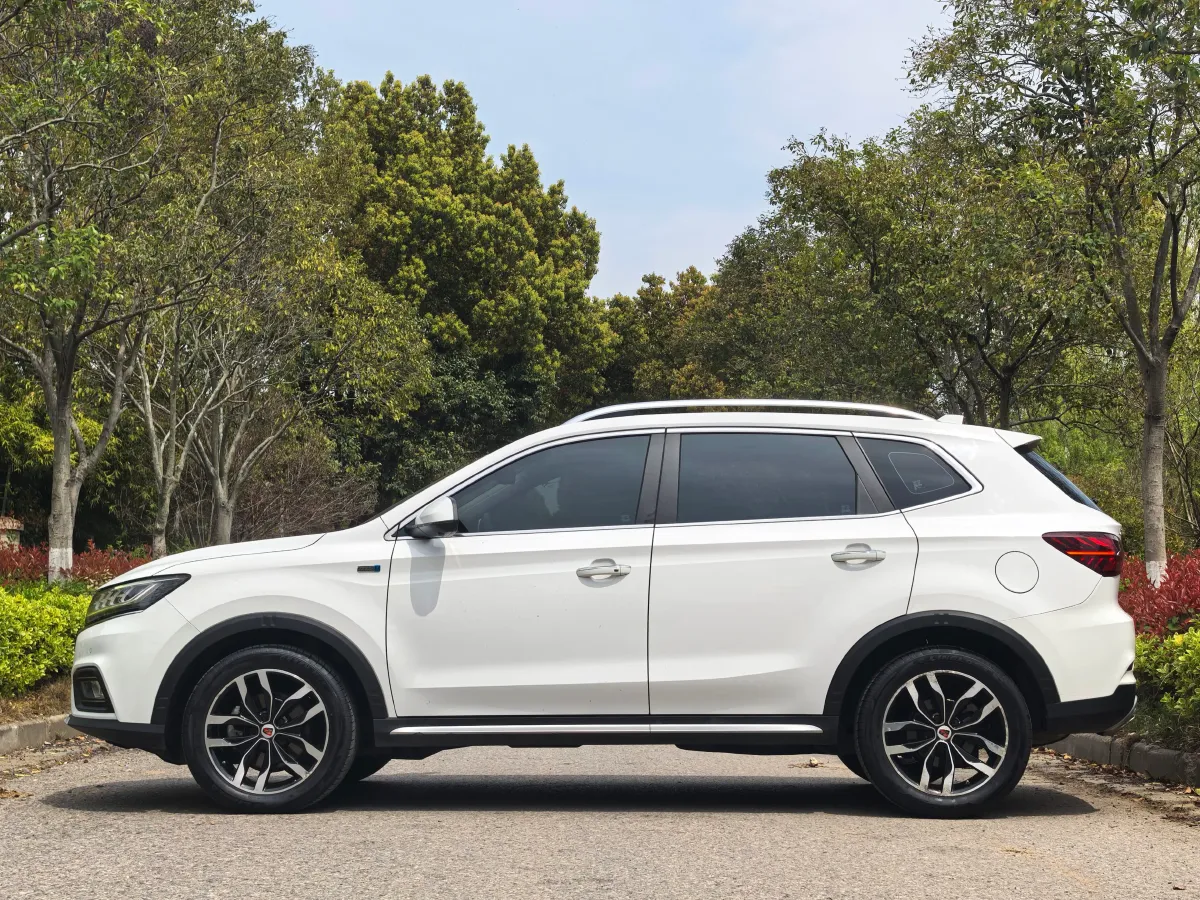 2018 Roewe RX5 2.0T 220HP L4 6DCT,autocango,china used car exporter,china ev exporter,chinese used car exporter,chinese used ev exporter