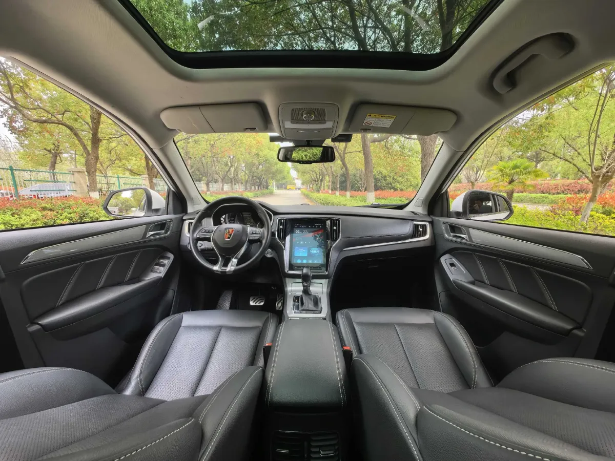 2018 Roewe RX5 2.0T 220HP L4 6DCT,autocango,china used car exporter,china ev exporter,chinese used car exporter,chinese used ev exporter