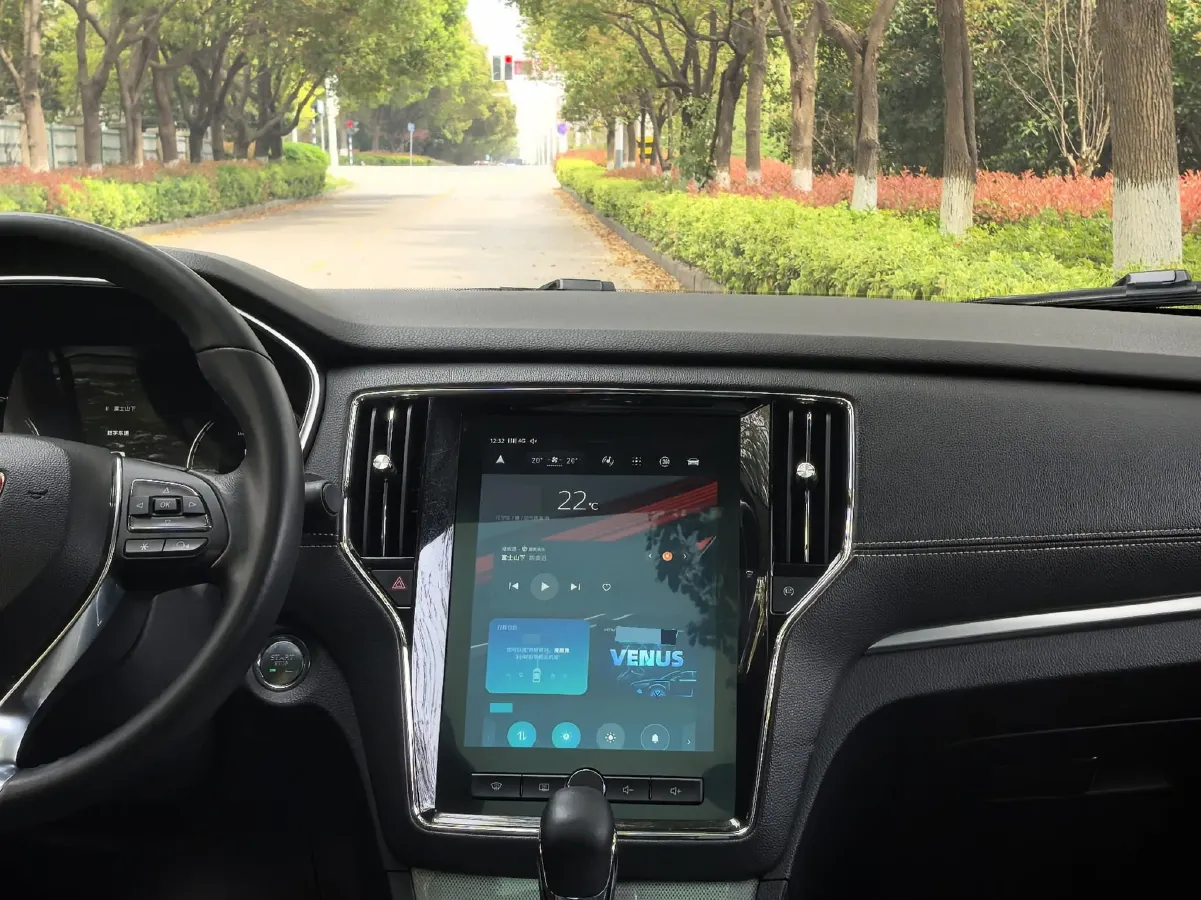 2018 Roewe RX5 2.0T 220HP L4 6DCT,autocango,china used car exporter,china ev exporter,chinese used car exporter,chinese used ev exporter