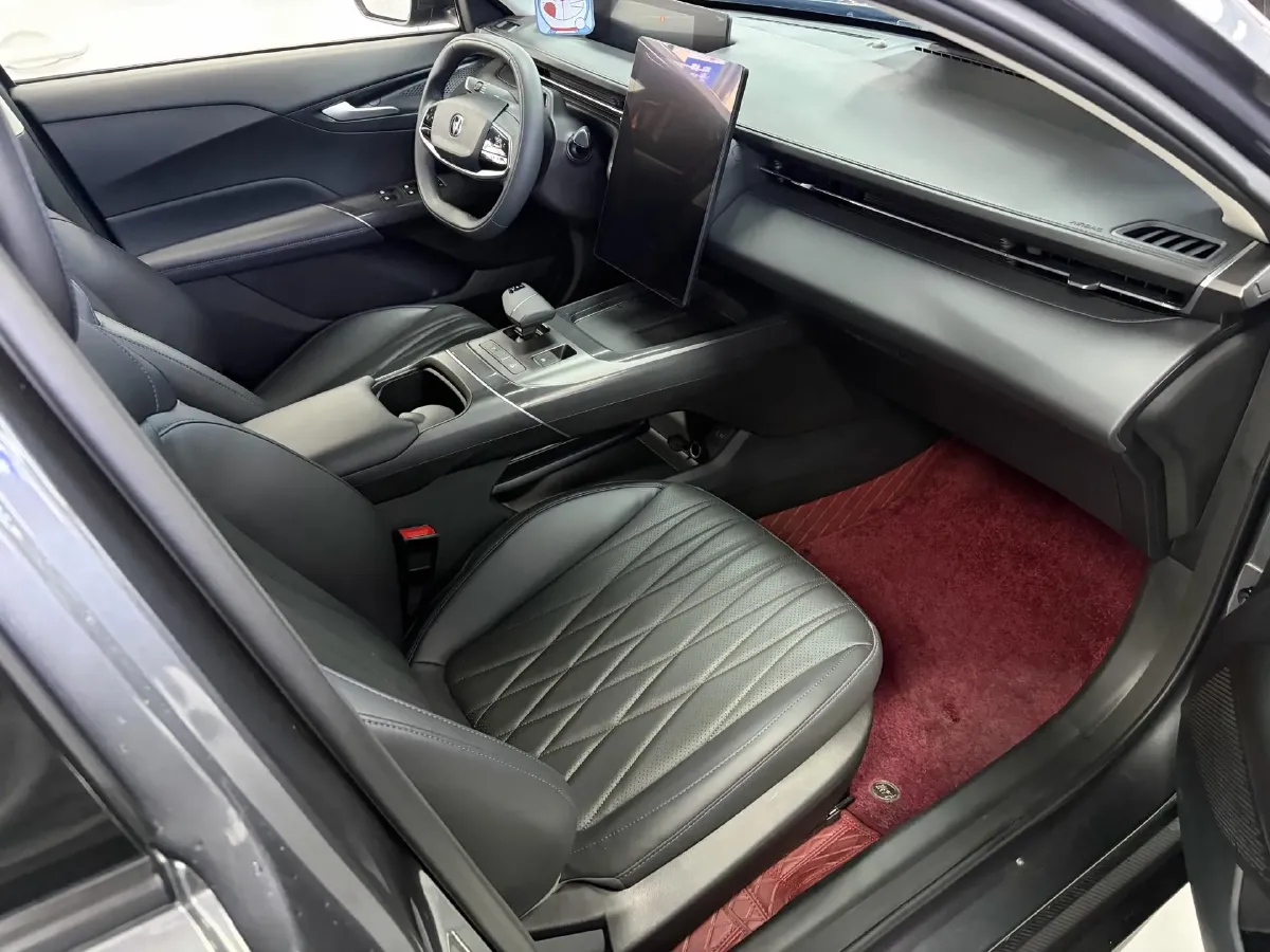 2023 ChangAn Oshan Z6 1.5T 188HP L4 7DCT,autocango,china used car exporter,china ev exporter,chinese used car exporter,chinese used ev exporter