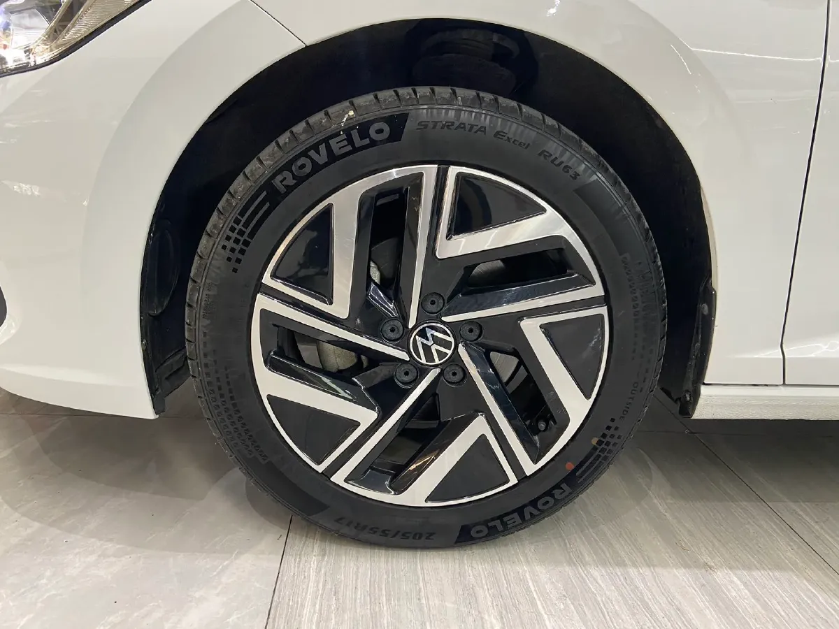 2023 Volkswagen Sagitar 1.4T 150HP L4 7DCT,autocango,china used car exporter,china ev exporter,chinese used car exporter,chinese used ev exporter