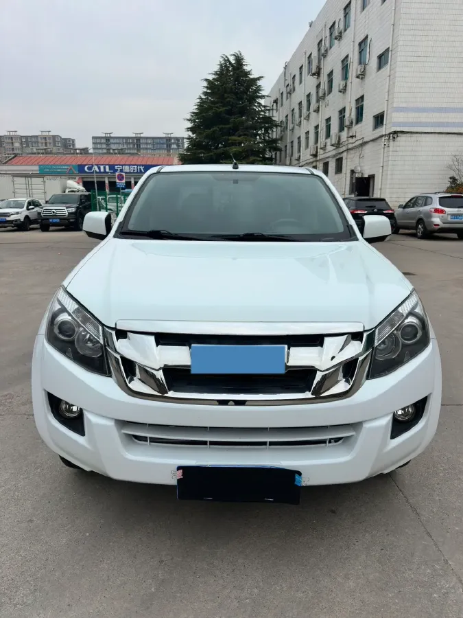 2020 Isuzu LingTuo 2.5T 150HP L4 6MT,autocango,china used car exporter,china ev exporter,chinese used car exporter,chinese used ev exporter