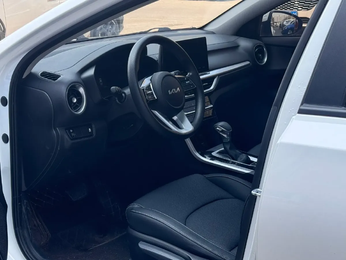 2021 Kia K3 1.5L 115HP L4 CVT,autocango,china used car exporter,china ev exporter,chinese used car exporter,chinese used ev exporter