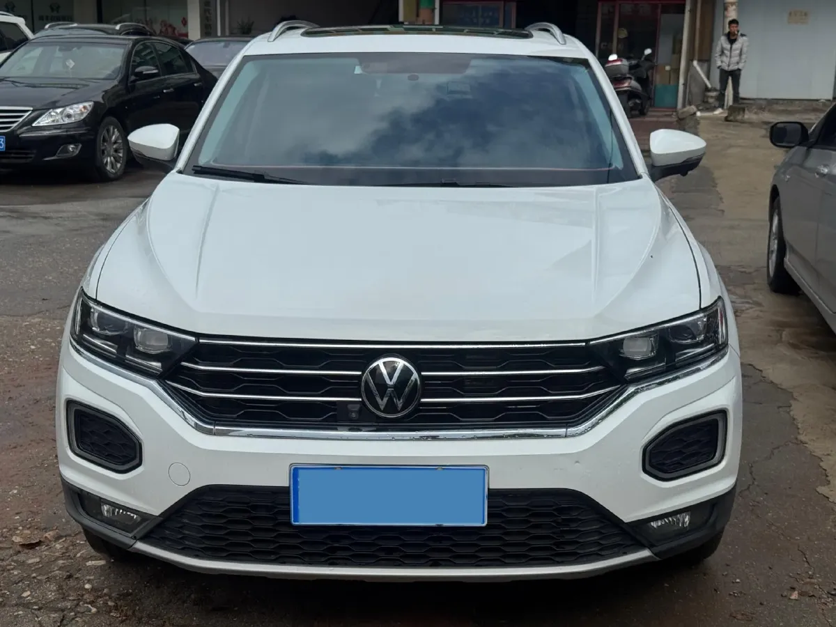 2021 Volkswagen T-Roc 1.4T 150HP L4 7DCT,autocango,china used car exporter,china ev exporter,chinese used car exporter,chinese used ev exporter