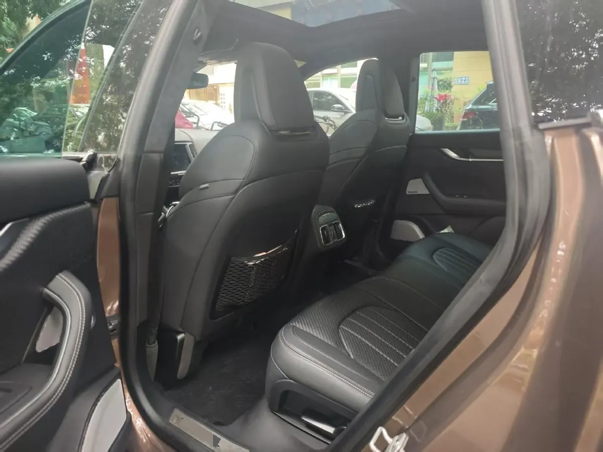 2020 Maserati Levante 3.0T 350HP V6 8AT,autocango,china used car exporter,china ev exporter,chinese used car exporter,chinese used ev exporter