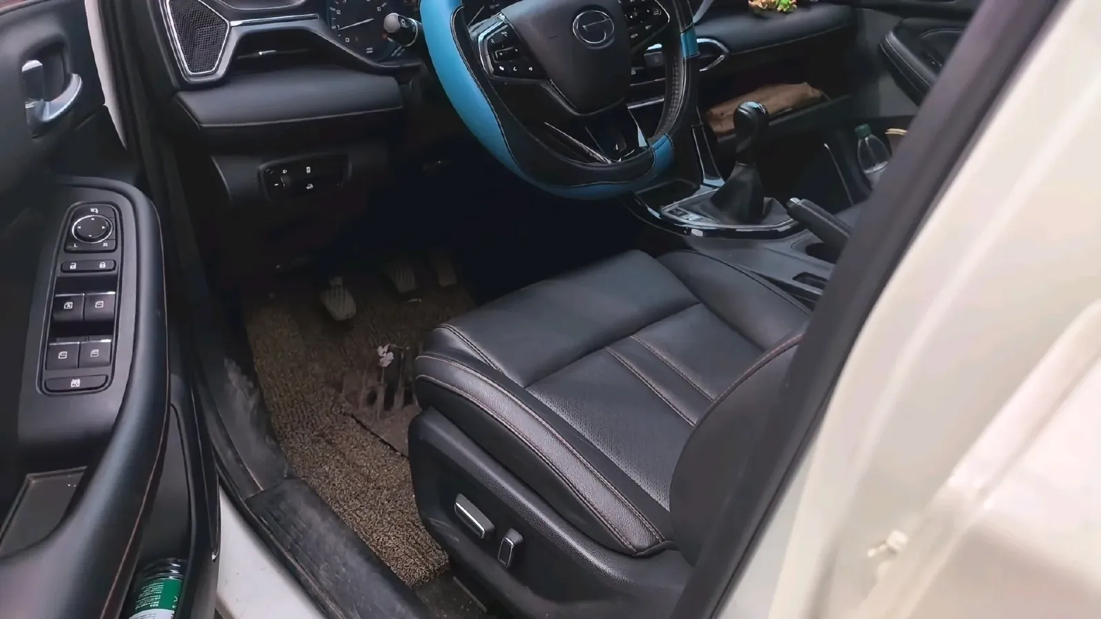 2020 GAC Trumpchi GS4 1.5T 169HP L4 6MT,autocango,china used car exporter,china ev exporter,chinese used car exporter,chinese used ev exporter