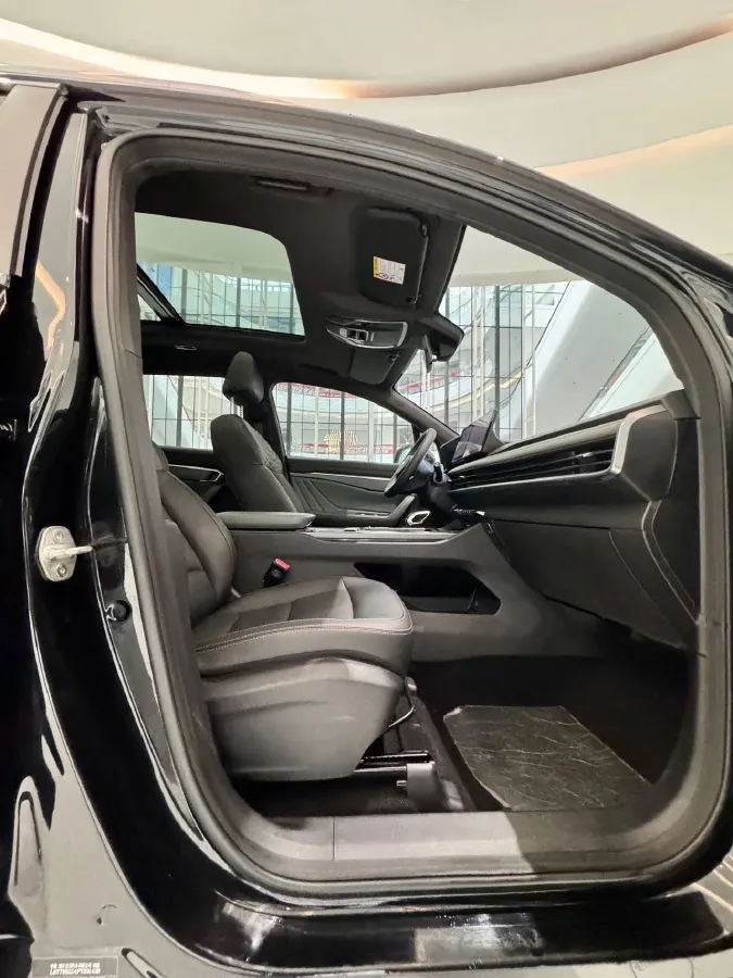 2024 Geely Okavango L 2.0T 218HP L4 7DCT,autocango,china used car exporter,china ev exporter,chinese used car exporter,chinese used ev exporter