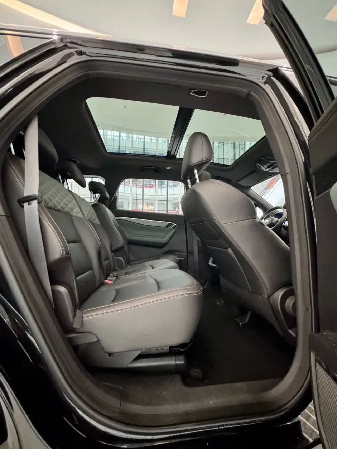 2024 Geely Okavango L 2.0T 218HP L4 7DCT,autocango,china used car exporter,china ev exporter,chinese used car exporter,chinese used ev exporter