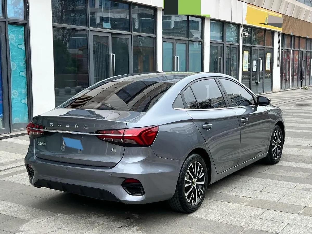 2021 Roewe i5 1.5L 120HP L4 5MT,autocango,china used car exporter,china ev exporter,chinese used car exporter,chinese used ev exporter