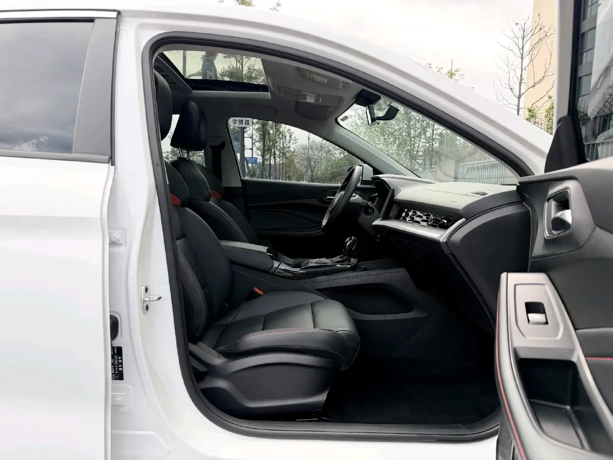 2023 MG 5 1.5L 129HP L4 CVT,autocango,china used car exporter,china ev exporter,chinese used car exporter,chinese used ev exporter