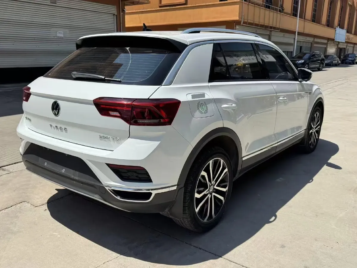 2022 Volkswagen T-Roc 1.4T 150HP L4 7DCT,autocango,china used car exporter,china ev exporter,chinese used car exporter,chinese used ev exporter
