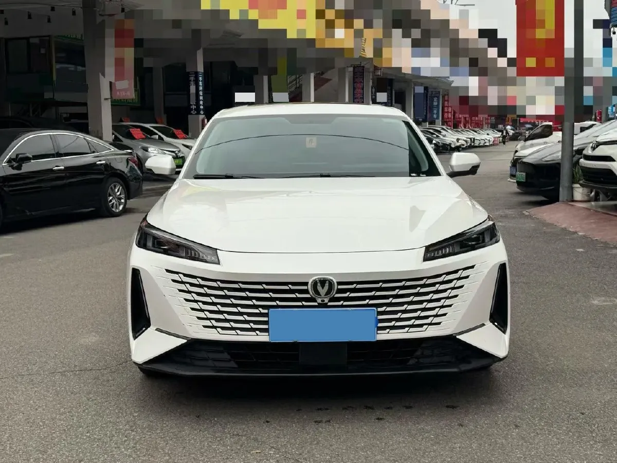 2023 ChangAn Lamore 1.5T 170HP L4 7DCT,autocango,china used car exporter,china ev exporter,chinese used car exporter,chinese used ev exporter