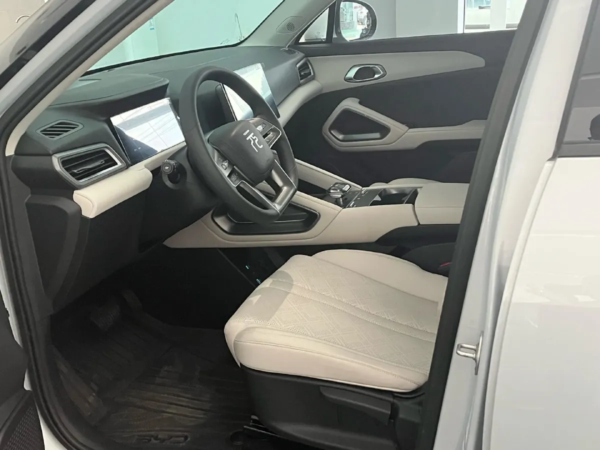 2024 BYD YuanUP BEV 45.12KWH,autocango,china used car exporter,china ev exporter,chinese used car exporter,chinese used ev exporter