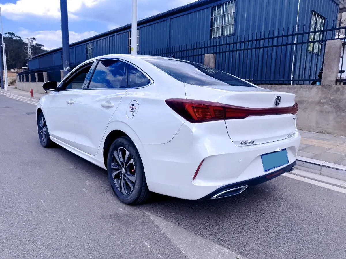 2023 ChangAn Eado 1.4T 160HP L4 7DCT,autocango,china used car exporter,china ev exporter,chinese used car exporter,chinese used ev exporter