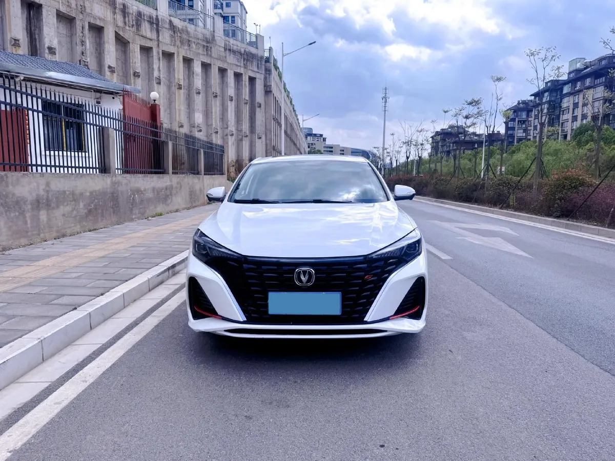 2023 ChangAn Eado 1.4T 160HP L4 7DCT,autocango,china used car exporter,china ev exporter,chinese used car exporter,chinese used ev exporter